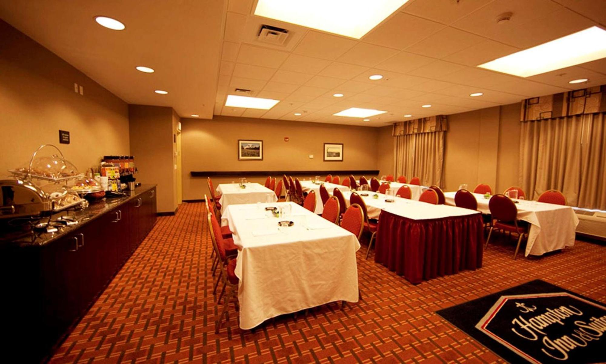 Hampton & By Hilton Seattle/kent 3*