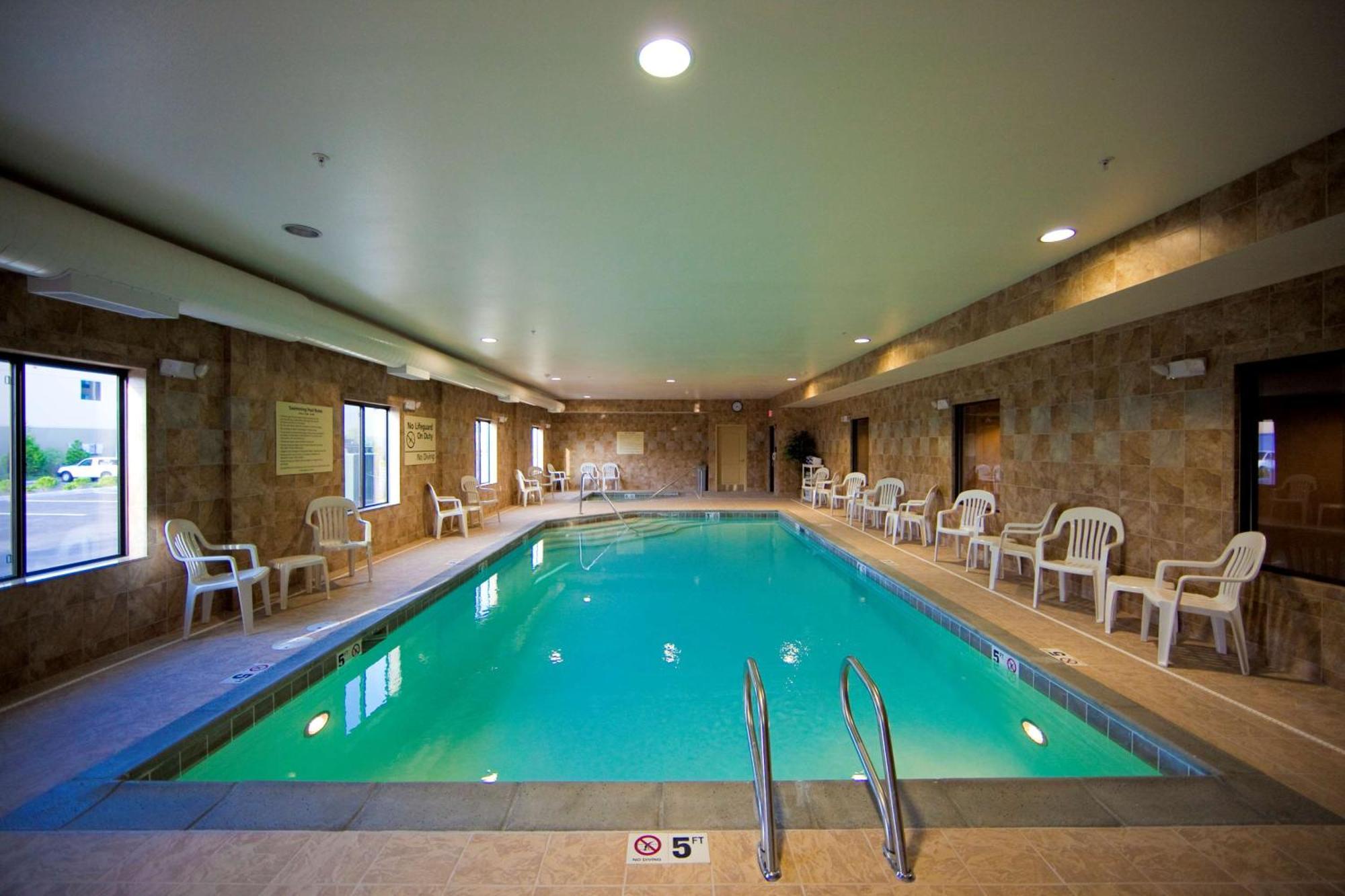 Hampton & By Hilton Seattle/kent Hotel