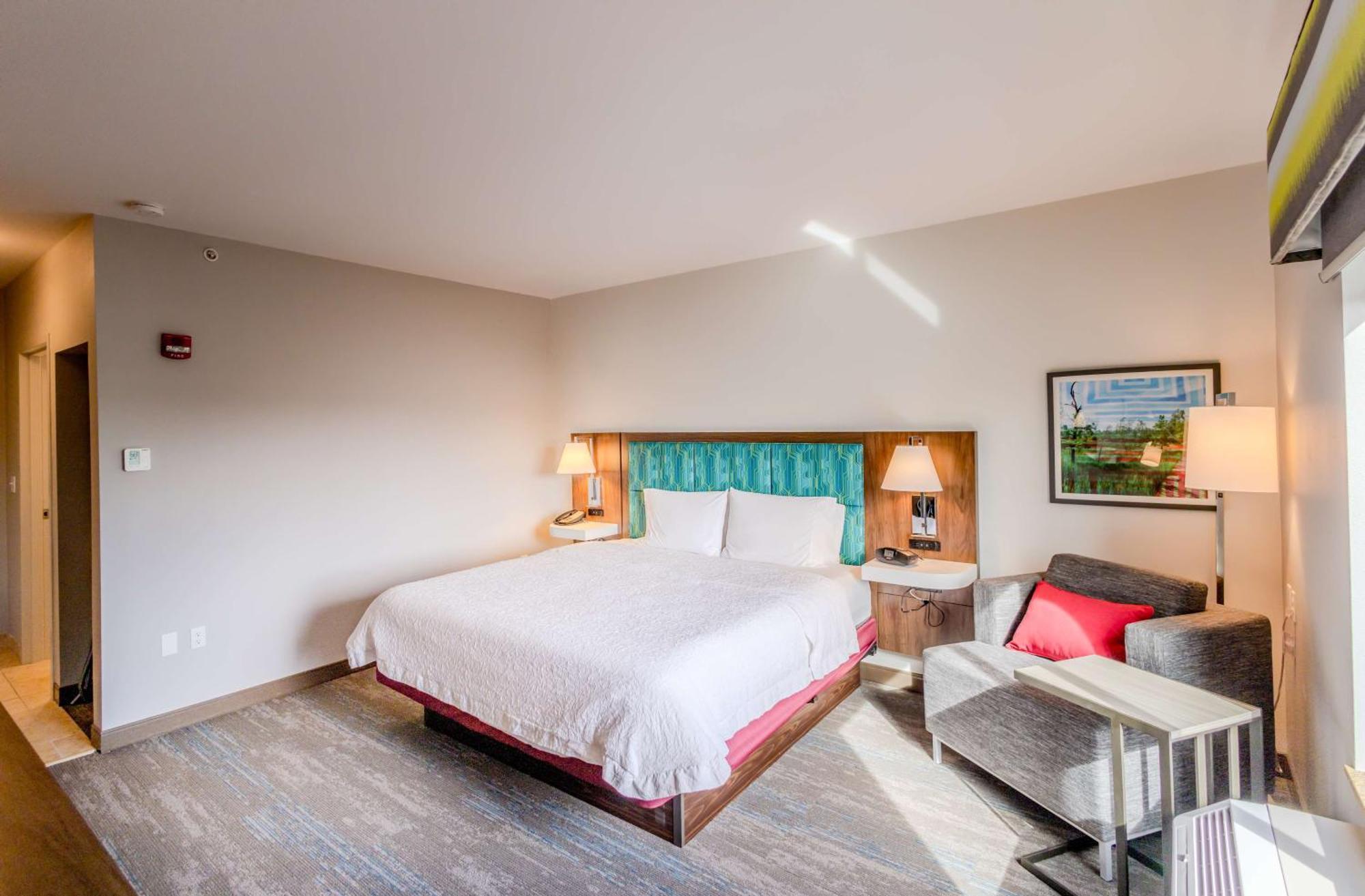 Hampton & By Hilton Seattle/kent Hotel