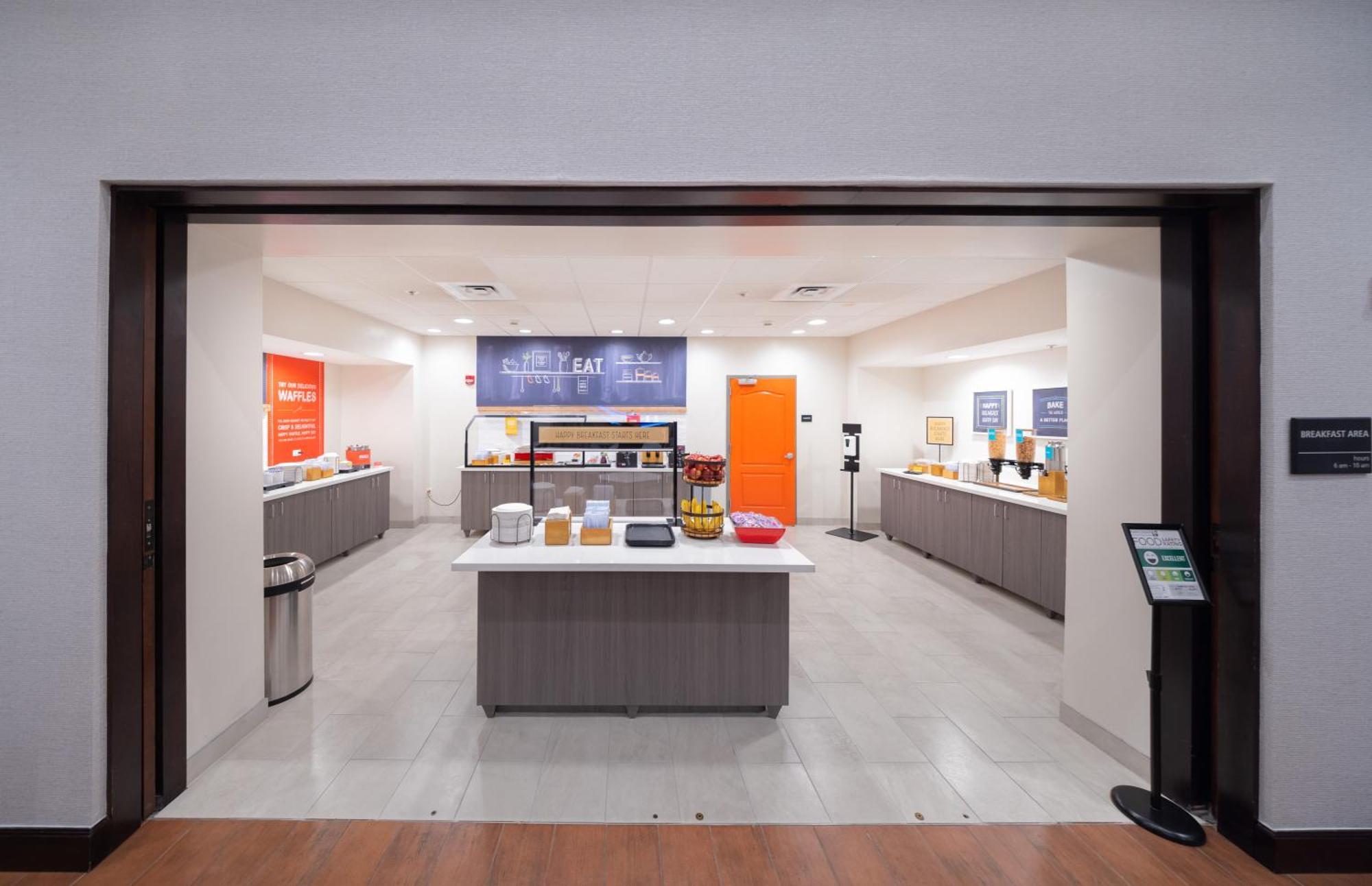 Hampton & By Hilton Seattle/kent 3*