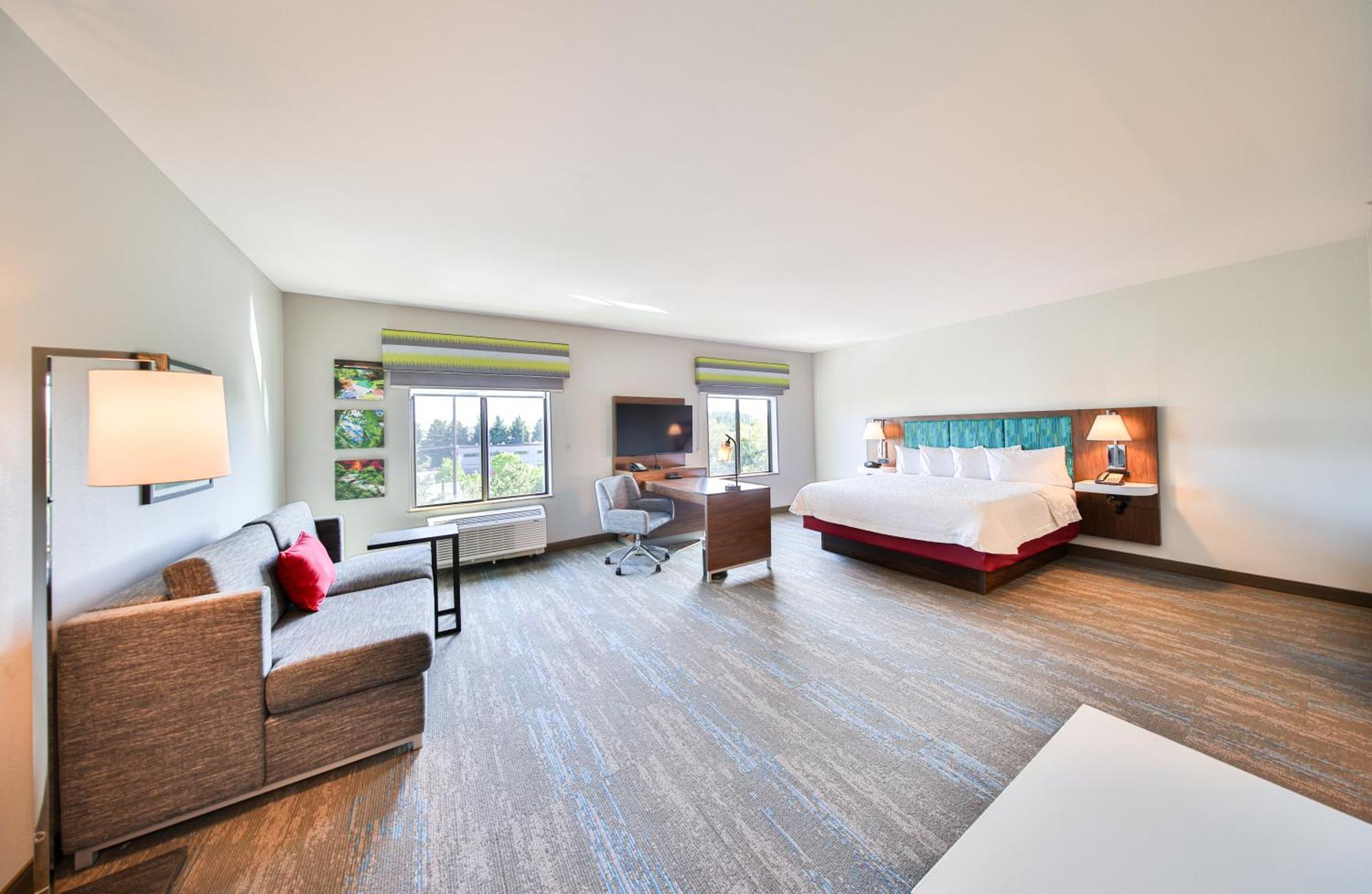 Hampton & By Hilton Seattle/kent 3*