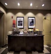 Hampton & By Hilton Seattle/kent 3*